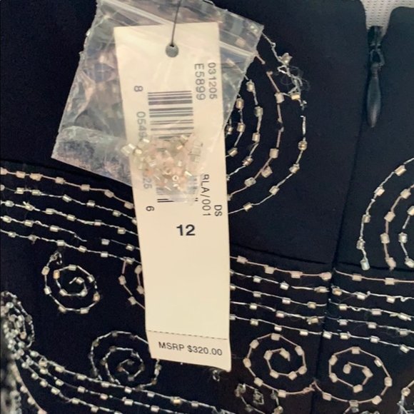 Laundry by Shelly Segal Dress, NWT - Picture 6 of 7